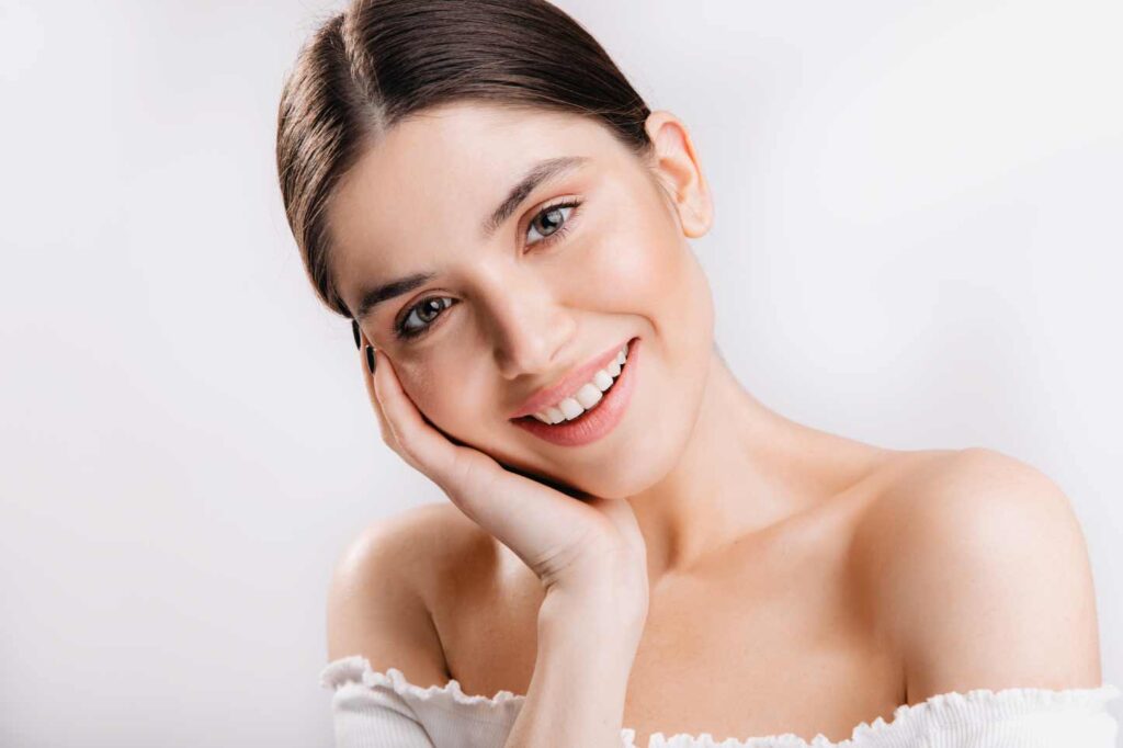Los aceites faciales restauran y regeneran la piel